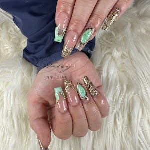 Luxury Nails place picture